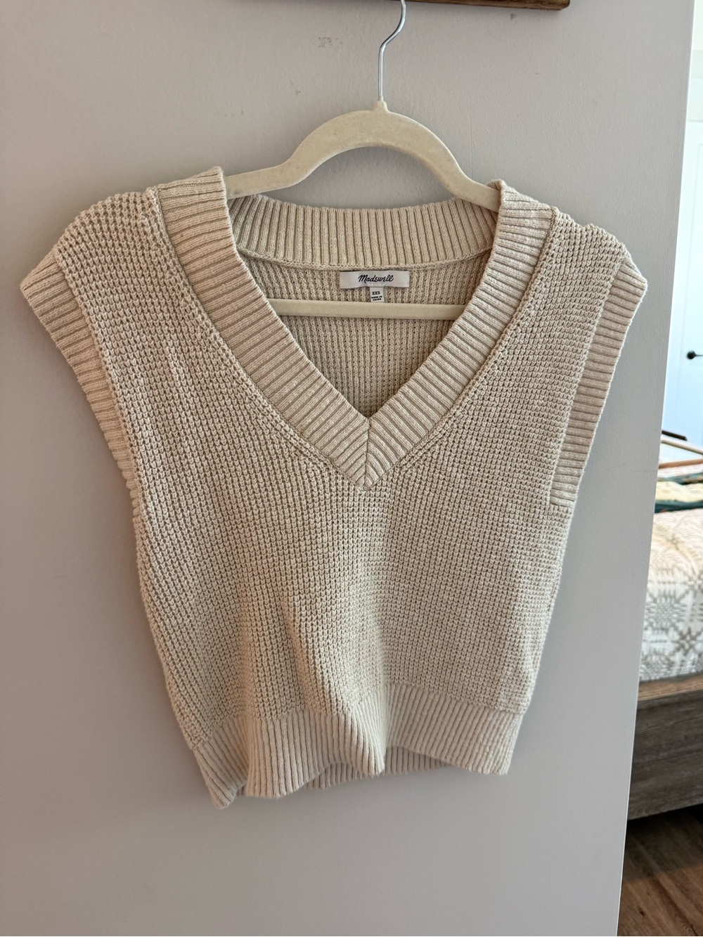 Madewell Beige-Cream V-Neck Knit Sweater Vest